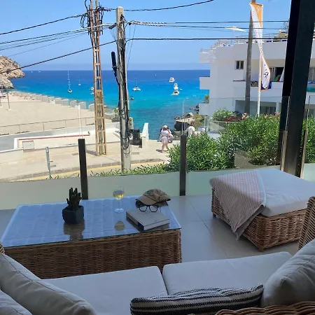 Vistas Al Mar Con Piscina Apartman